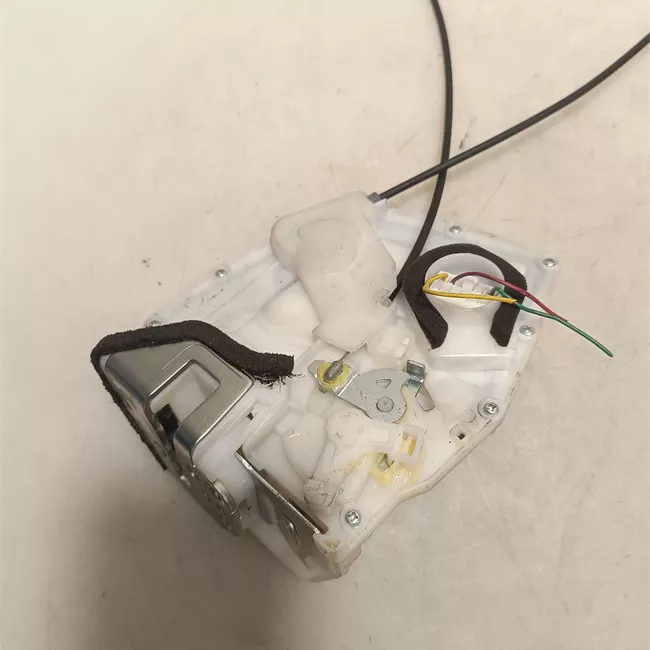 Serratura porta posteriore sinistra chiusura centralizzata