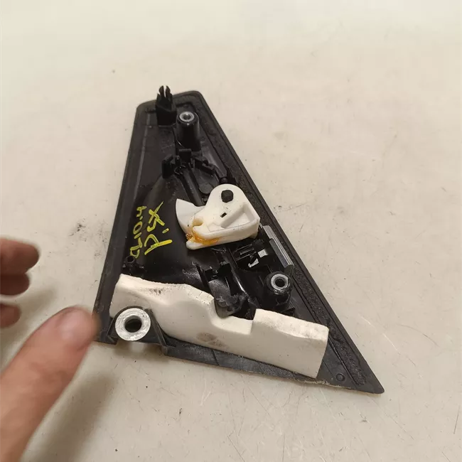 Maniglia porta posteriore sinistra