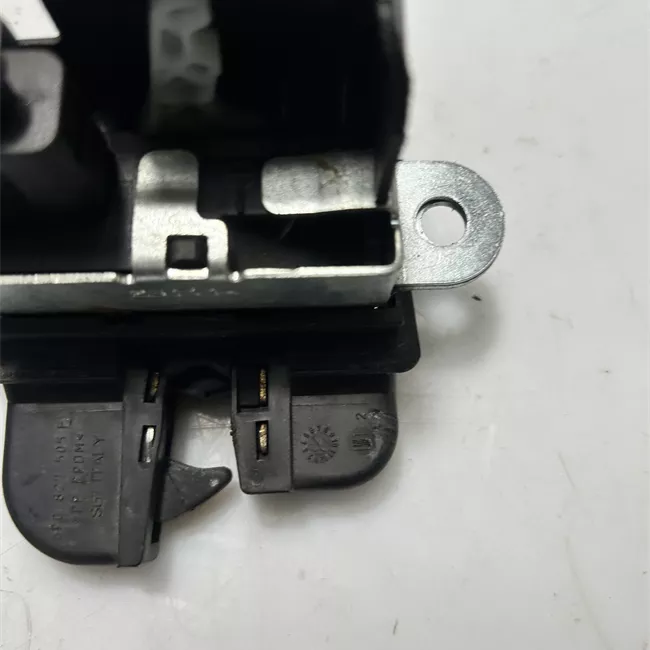 Serratura portello posteriore nero