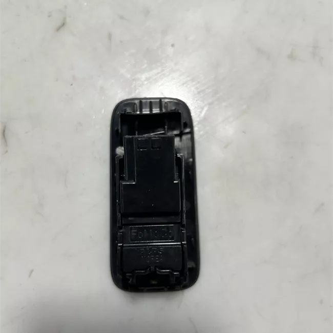 Interruttore alzacristalli porta posteriore sinistro