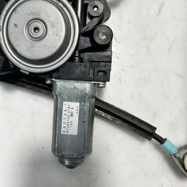 Alzacristallo elettrico porta anteriore con motorino sinistro