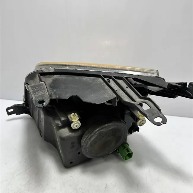 Proiettore destro Ambra