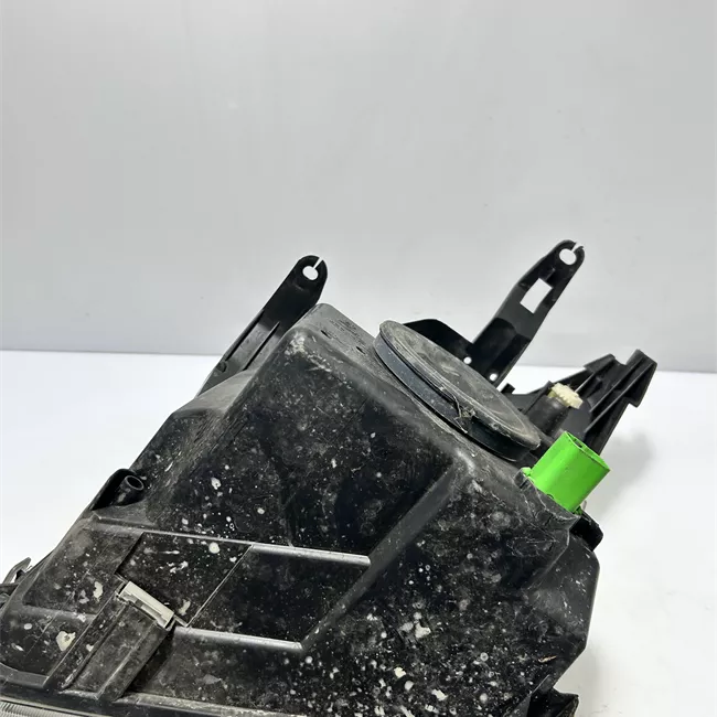 Proiettore destro Ambra