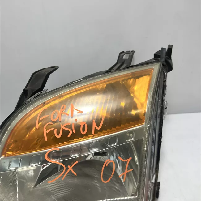 Proiettore sinistro Ambra