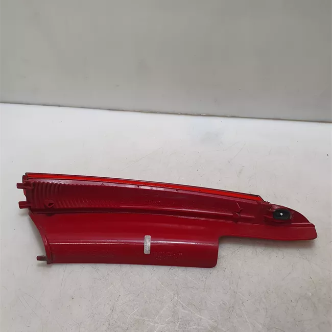 Fanale posteriore parte superiore destro