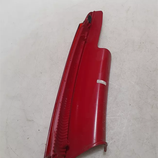 Fanale posteriore parte superiore destro