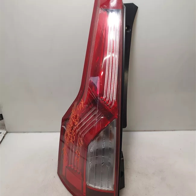 Fanale posteriore sinistro