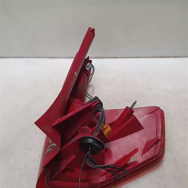 Fanale posteriore sinistro