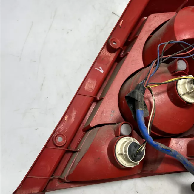 Fanale posteriore sinistro