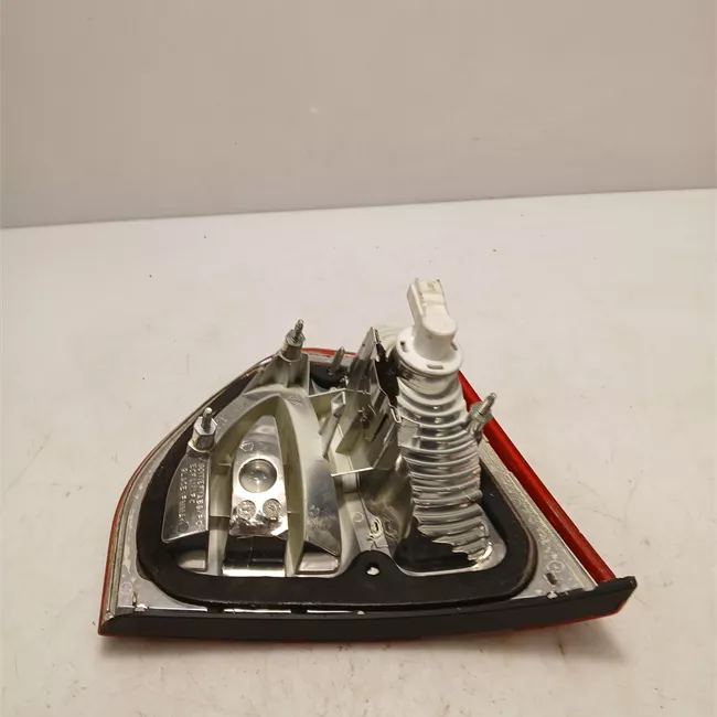 Fanale posteriore parte interno sinistro