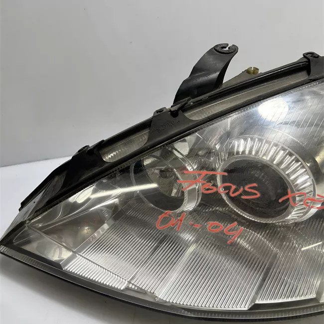 Proiettore sinistro Xeno