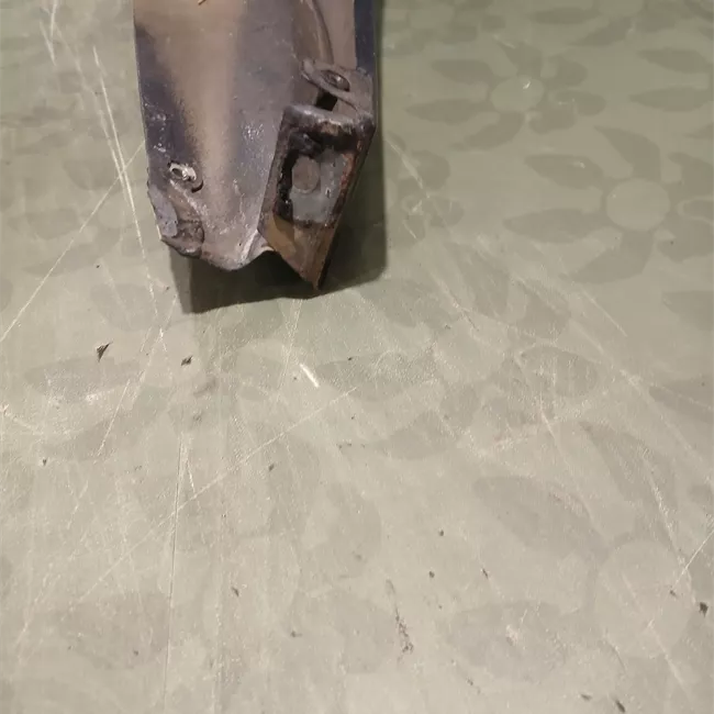 Parafango anteriore destro