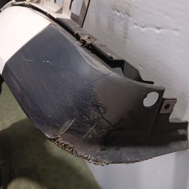 Parafango anteriore destro primer