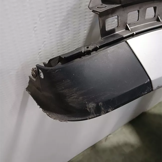 Parafango anteriore sinistro primer