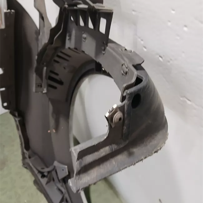 Parafango anteriore sinistro primer