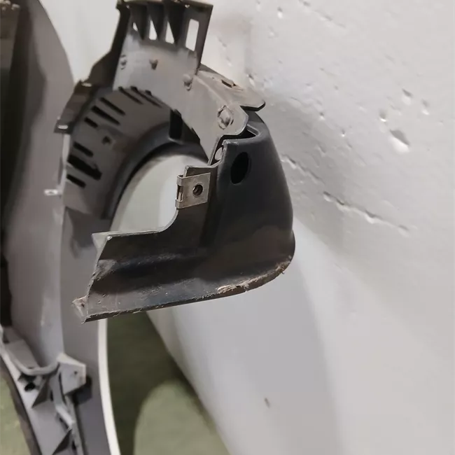 Parafango anteriore sinistro primer