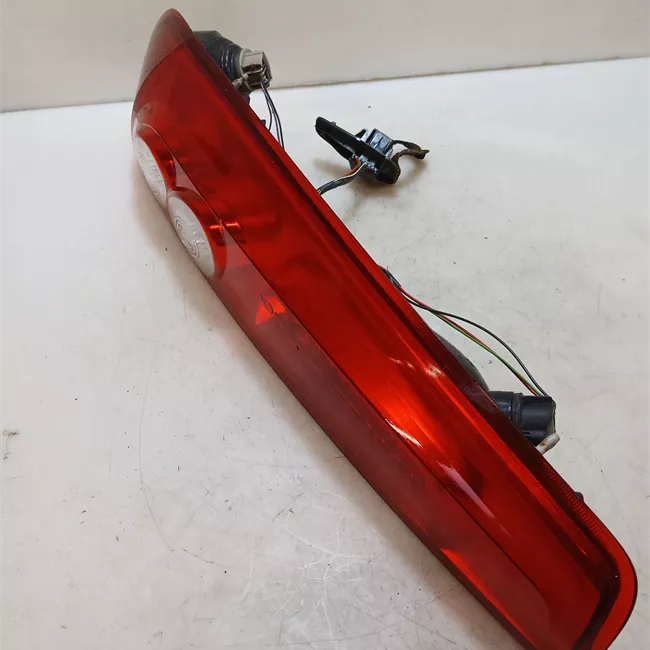 Fanale posteriore sinistro