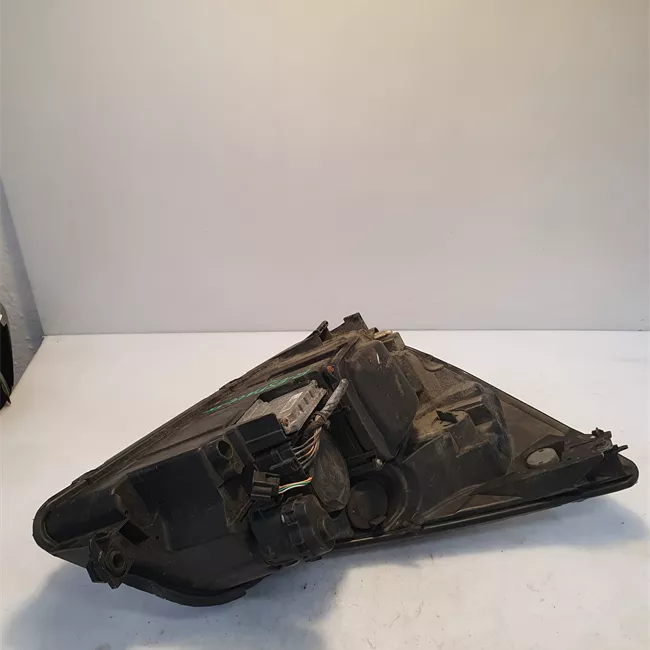 Proiettore sinistro Xenon