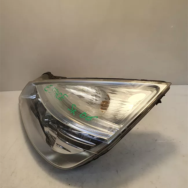 Proiettore sinistro Xenon