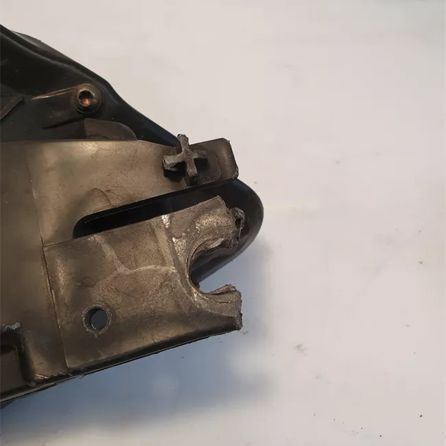 Proiettore sinistro xenon