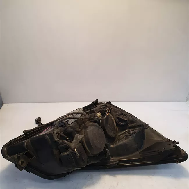 Proiettore sinistro xenon