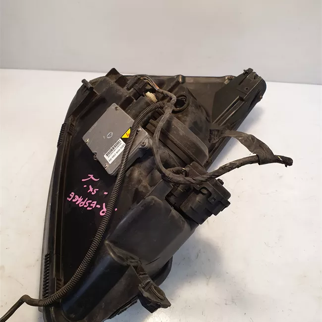 Proiettore sinistro xenon