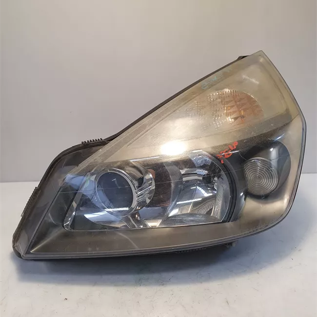 Proiettore sinistro xenon