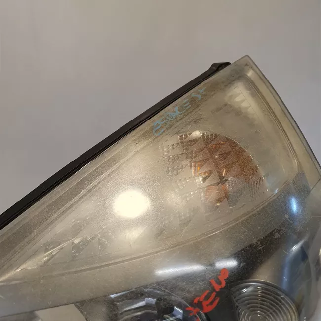 Proiettore sinistro xenon