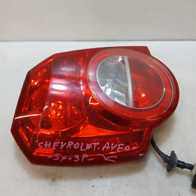 Fanale posteriore sinistro