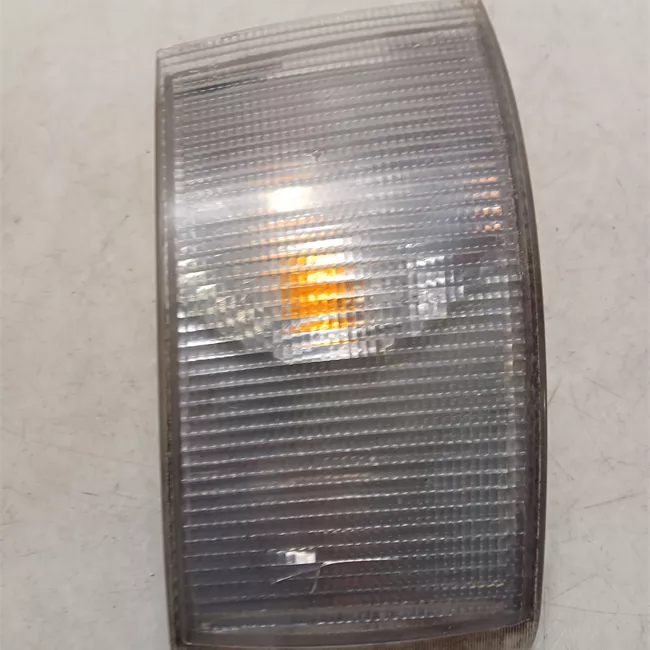 Proiettore fendinebbia destro Completo