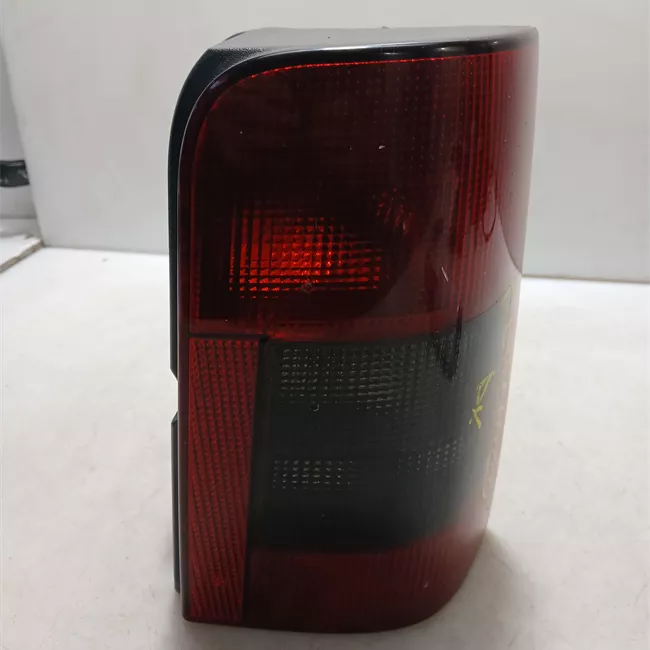 Fanale posteriore destro DAM 10535FV>