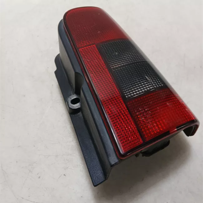 Fanale posteriore destro DAM 10535FV>