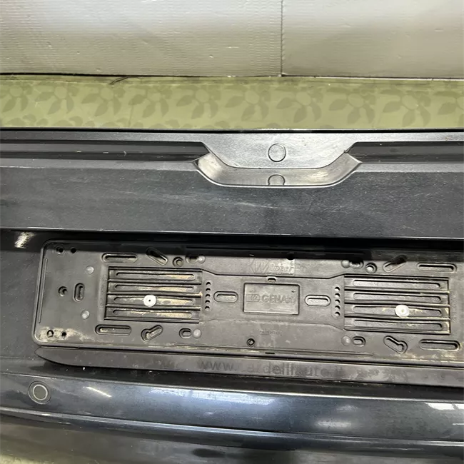 Paraurti posteriore superiore primer