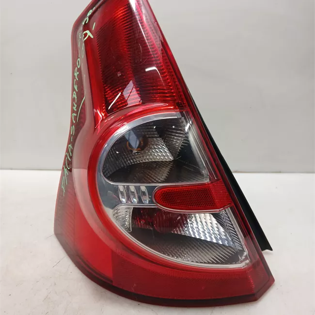 Fanale posteriore sinistro