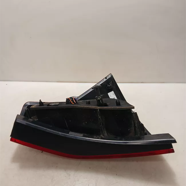 Fanale posteriore sinistro