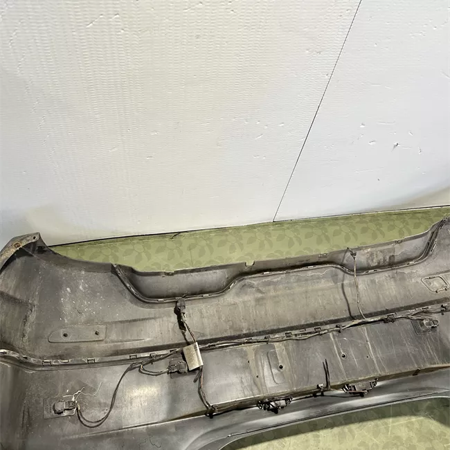 Paraurti posteriore superiore con sensore parcheggio