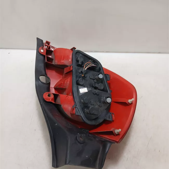 Fanale posteriore destro