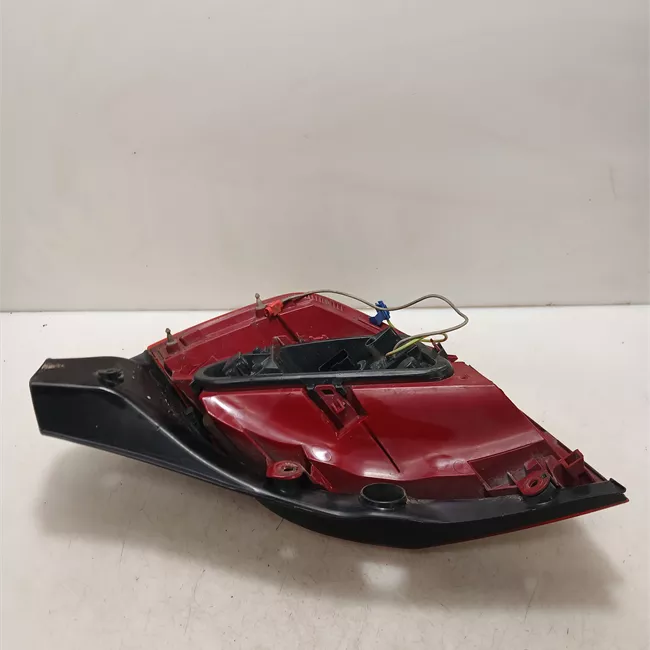 Fanale posteriore sinistro