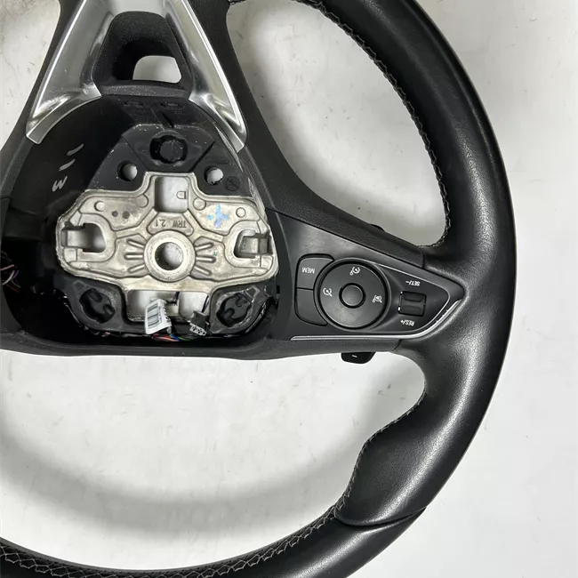 Volante Pelle/cruise control adattivo