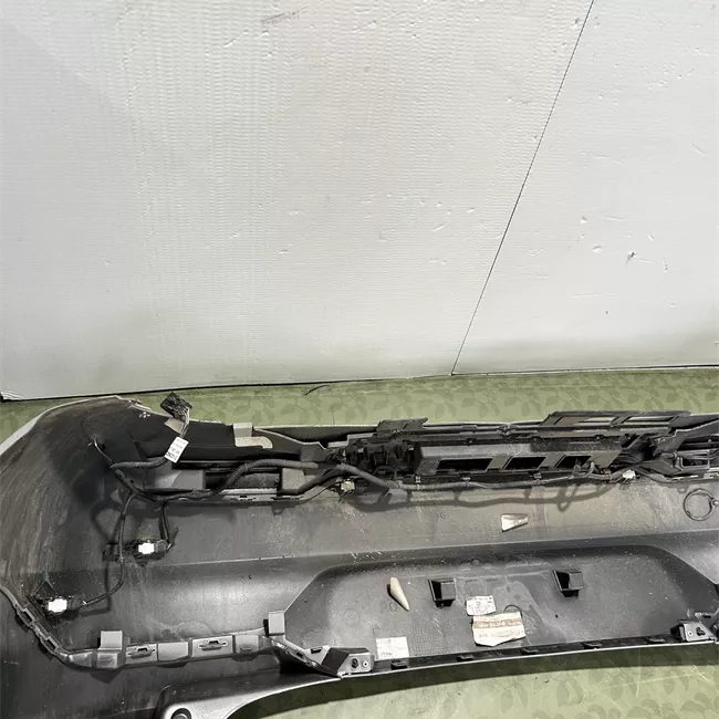 Paraurti posteriore centrale