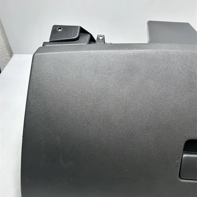 Portaoggetti inferiore laterale cruscotto nero