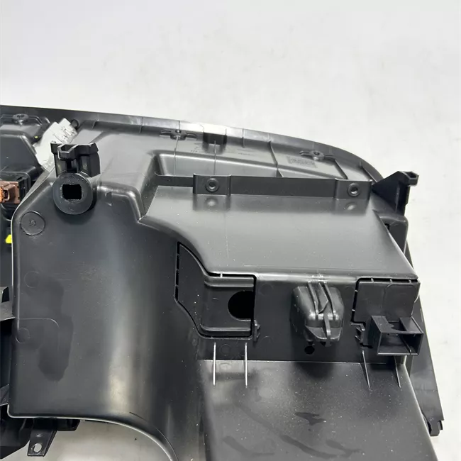 Portaoggetti inferiore laterale cruscotto nero