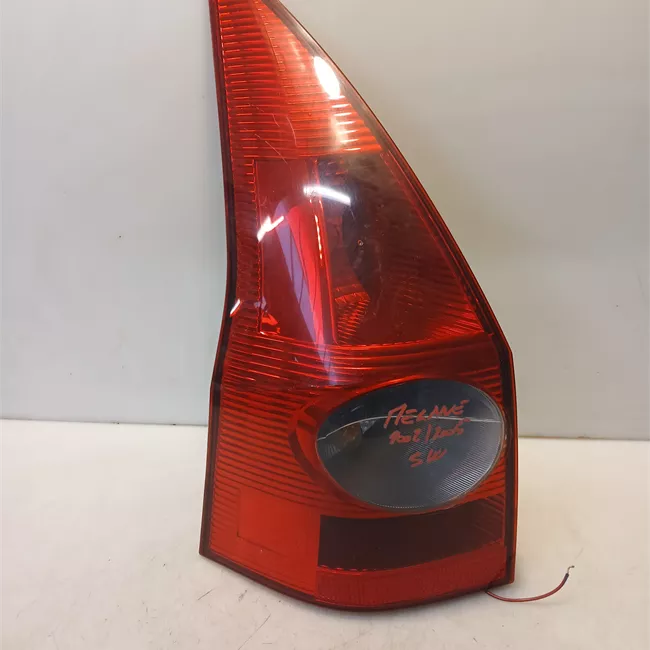 Fanale posteriore sinistro