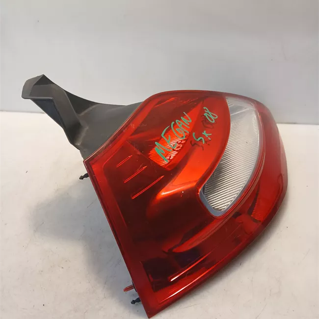 Fanale posteriore sinistro