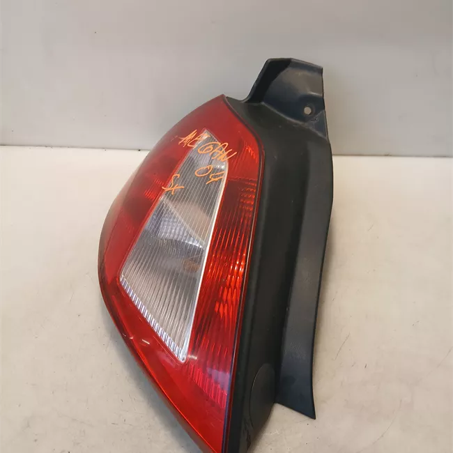 Fanale posteriore sinistro