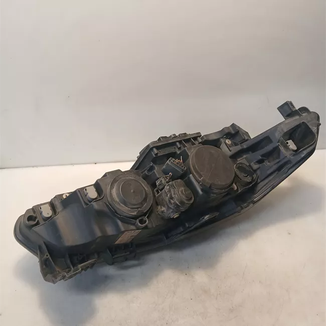 Proiettore sinistro Xenon