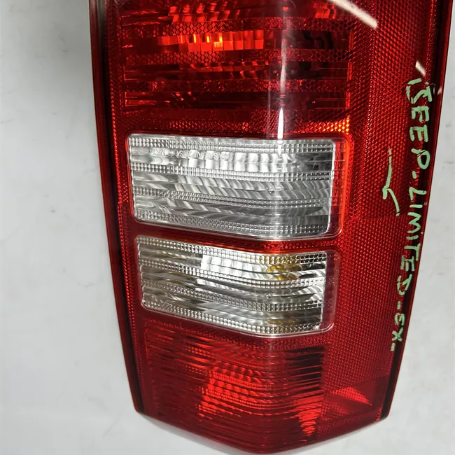 Fanale posteriore sinistro