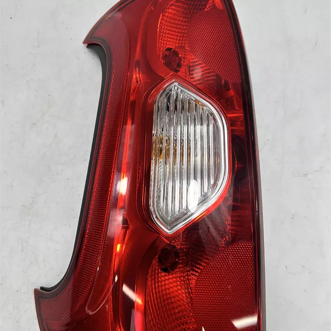 Fanale posteriore sinistro