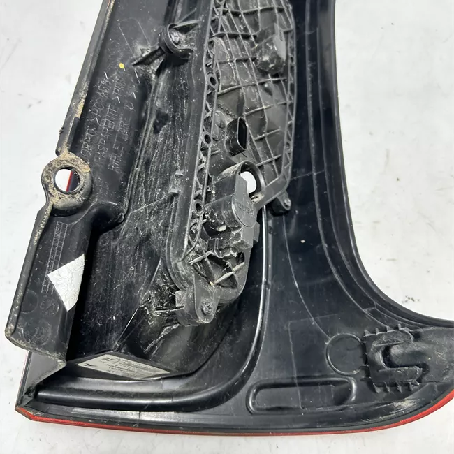 Fanale posteriore sinistro