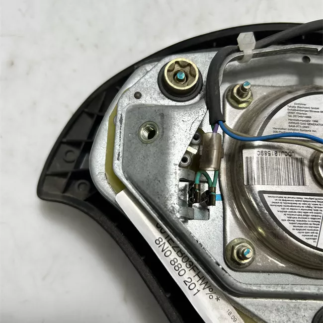 Dispositivo airbag lato guida